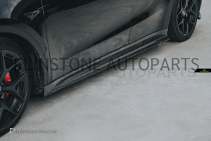 สเกิร์ตข้าง Carbon Fiber Tesla Model Y ทรง Future Design (แท้)