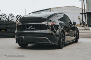 ชุดแต่งรอบคัน Carbon Fiber Tesla Model Y ทรง Future Design (แท้)