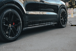 สเกิร์ตข้าง Carbon Fiber PORSCHE Cayenne E3 ทรง Future Design (แท้)