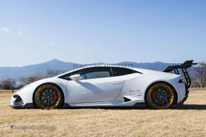 ชุดแต่งรอบคัน Lamborghini Huracan LP610/LP580 ทรง Auto Veloce Body Kit