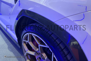 ชุดเปลี่ยนโฉม LAMBORGHINI URUS 2019-2021 เป็น NEW Performante