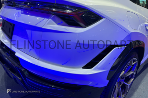 ชุดเปลี่ยนโฉม LAMBORGHINI URUS 2019-2021 เป็น NEW Performante