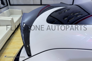 สปอยเลอร์ท้าย Carbon Fiber Tesla Model Y ทรง CSV