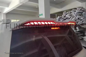 สปอยเลอร์หลังคา Toyota LC300 ทรง GT LED