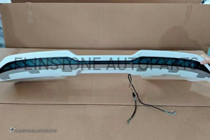 สปอยเลอร์หลังคา Toyota LC300 ทรง GT LED