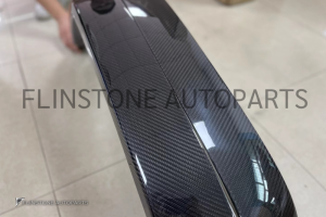 ซุ้มล้อ Carbon Fiber W464 G-Class ทรงเดิมติดรถ
