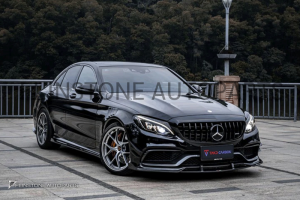 ชุดแต่งรอบคัน Carbon Fiber W205 C-Class ทรง TAKD (แท้)