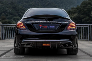 ชุดแต่งรอบคัน Carbon Fiber W205 C-Class ทรง TAKD (แท้)