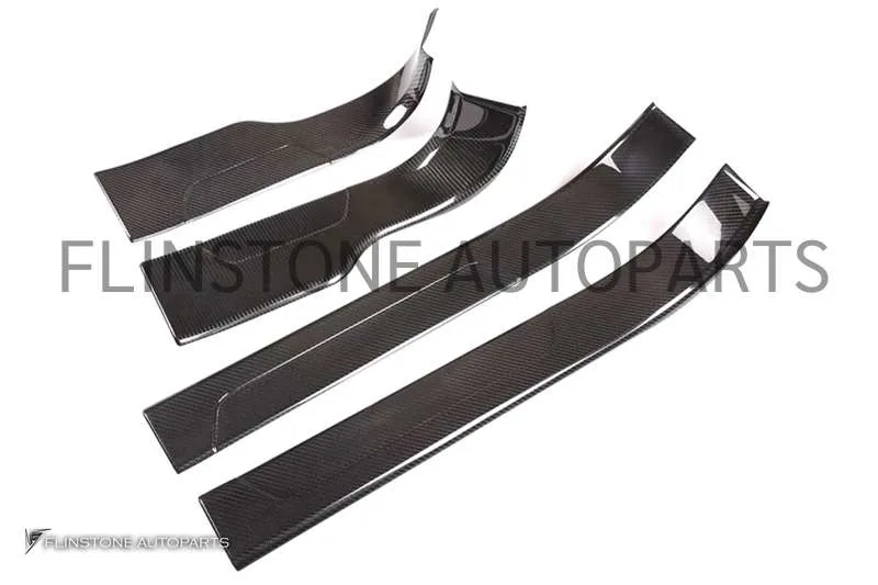 กาบบันไดใน Carbon Fiber สำหรับ Lamborghini URUS ปี 18-21