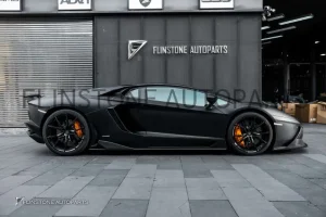 ชุดแต่งรอบคัน Carbon Fiber Lamborghini Aventador ทรง Mansory