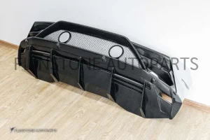 กันชนหลัง Carbon Fiber Lamborghini Huracan LP610-4 ทรง Huracan EVO
