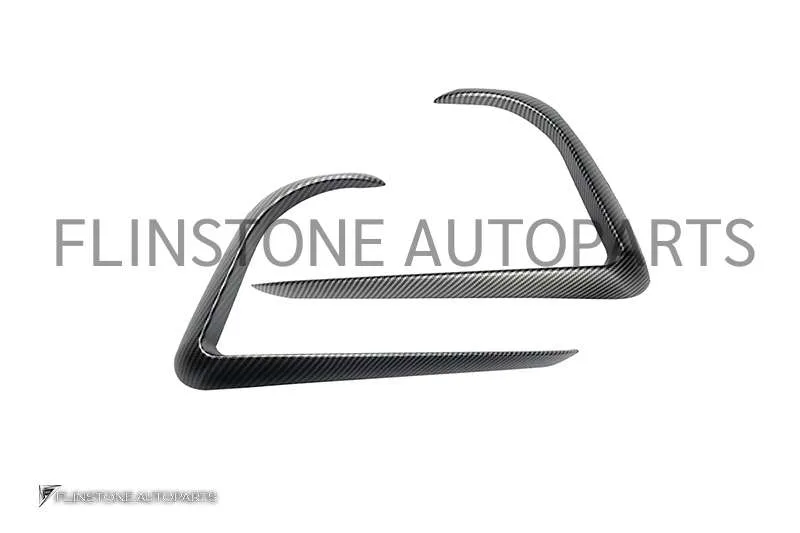 ช่องลมหน้า Tesla Model 3 ลายคาร์บอน