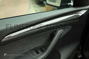 คิ้วข้างประตูด้านใน Tesla Model 3 ลายคาร์บอน