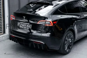 ชุดแต่งรอบคัน Tesla Model Y ทรง Startech (แท้)