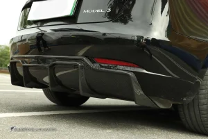 กันชนหลัง Dry Carbon Fiber สำหรับ Tesla Model 3