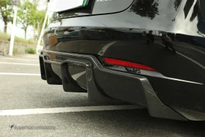 กันชนหลัง Dry Carbon Fiber สำหรับ Tesla Model 3