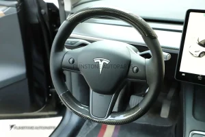 ครอบพวงมาลัย Dry Carbon Fiber สำหรับ Tesla Model 3