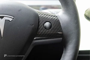 กรอบพวงมาลัย Dry Carbon Fiber สำหรับ Tesla Model 3