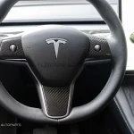 กรอบพวงมาลัย Dry Carbon Fiber สำหรับ Tesla Model 3