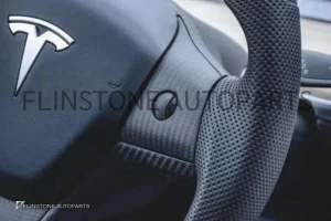 พวงมาลัยแต่ง CMST Carbon Nappa คาดแดง สำหรับ Tesla (แท้)