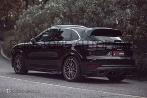 สเกิร์ตข้าง Carbon Fiber PORSCHE CAYENNE E3 ทรง TAKD (แท้)
