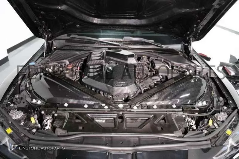 ฝาครอบเครื่อง Carbon Fiber BMW G82 M4