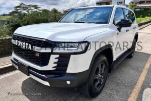 กระจังหน้า GR Sport สำหรับ Toyota Land Cruiser LC300