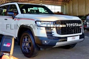 กระจังหน้า GR Sport สำหรับ Toyota Land Cruiser LC300