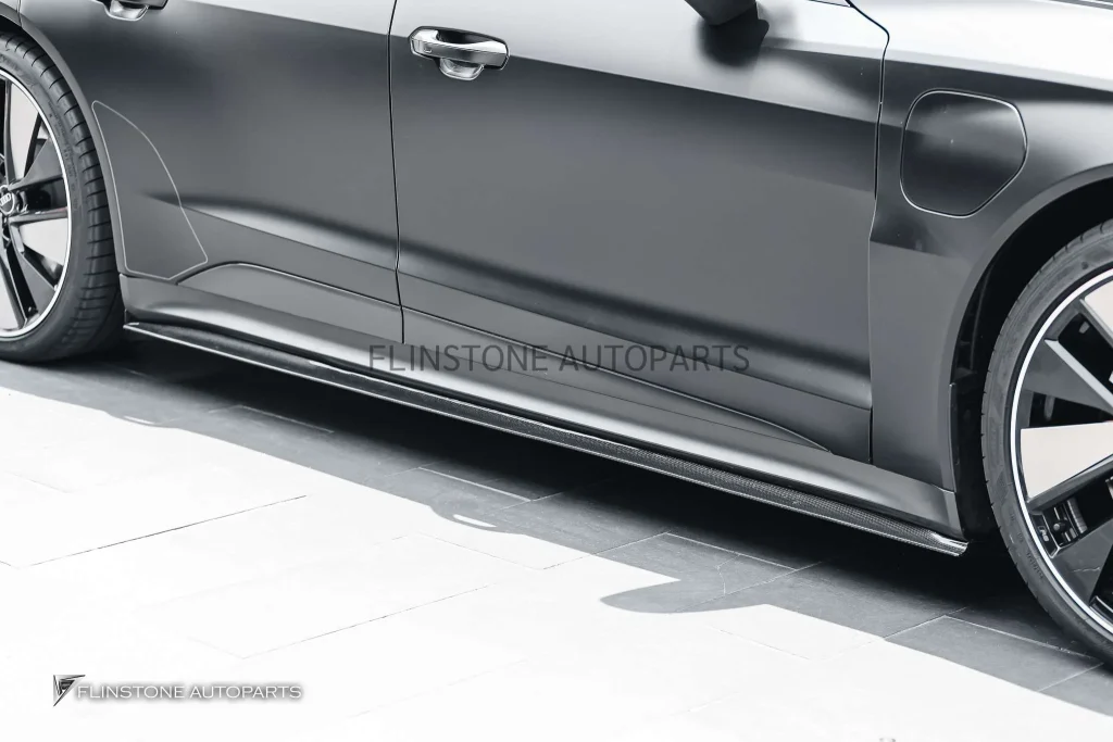 สเกิร์ตข้าง Carbon Fiber Audi E-Tron ทรง Future Design (แท้)