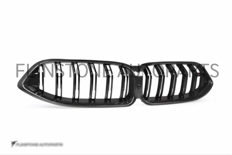 กระจังหน้าขอบคาร์บอน BMW M8 F91 F92 F93 เส้นคู่