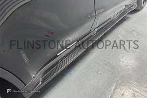 สเกิร์ตข้าง Dry Carbon Fiber TESLA MODEL Y ทรง Fulgur
