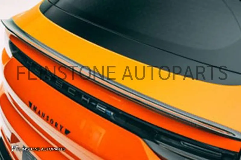 สปอยเลอร์ท้าย Carbon Fiber Porsche Cayenne ทรง Mansory (แท้)
