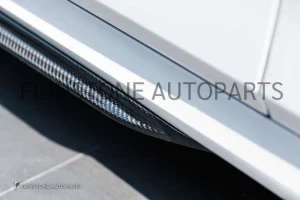 สเกิร์ตข้าง Dry Carbon Fiber BMW G20 LCI ทรง M Performance (แท้)