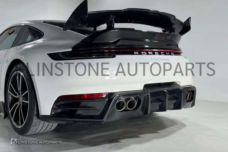 ดิฟฟิวเซอร์ Carbon Fiber Porsche 992 Carrera ทรง Pro (แท้)