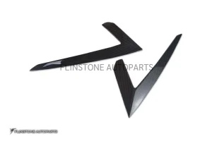 ช่องลมแก้มหน้า Carbon Fiber Lamborghini Urus ทรง Novitec (แท้)