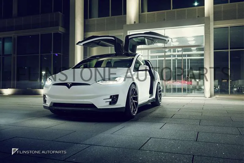 ชุดแต่งรอบคัน Carbon Fiber Tesla Model X ทรง Novitec (แท้)