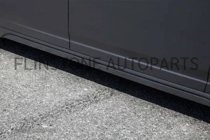 สเกิร์ตข้าง Carbon Fiber Rolls-Royce Ghost ทรง Novitec (แท้)