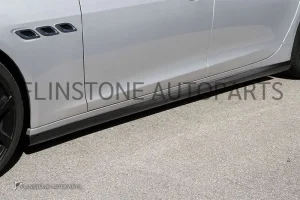 สเกิร์ตข้าง Carbon Fiber Maserati Quattroporte ทรง Novitec (แท้)