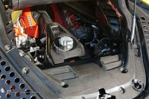 ฝาครอบเครื่อง Carbon Fiber Ferrari SF90 ทรง Novitec (แท้)