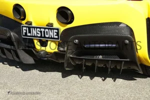 ดิฟฟิวเซอร์ Carbon Fiber Ferrari SF90 ทรง Novitec (แท้)