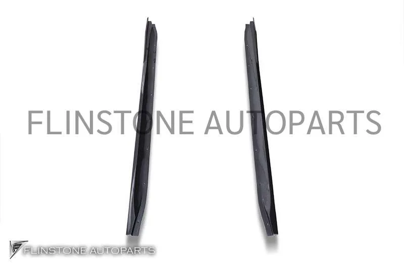 สเกิร์ตข้าง Carbon Fiber BMW M4 G82 ทรง CMST V.1