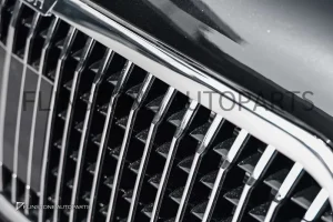 ชุดแต่งรอบคัน Mercedes Benz W447 V-Class ทรง Maybach V.2