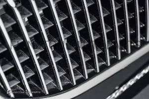 ชุดแต่งรอบคัน Mercedes Benz W447 V-Class ทรง Maybach V.2