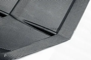 ฝากระโปรงห้องเครื่อง Carbon Fiber Lamborghini Huracan