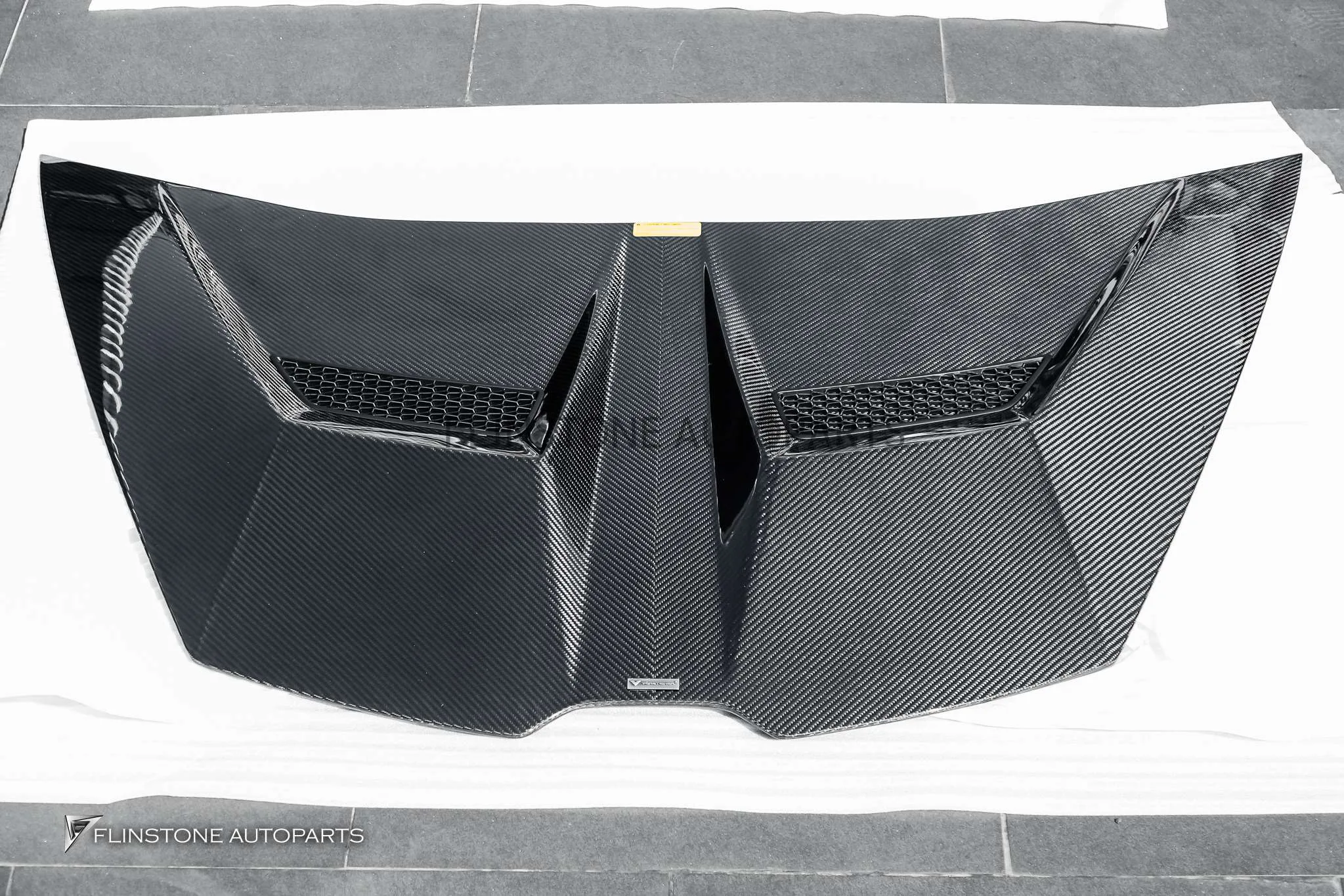 ฝากระโปรง Carbon Fiber Lamborghini Huracan ทรง Vorstiner ของแท้