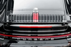 ครอบห้องเครื่อง Carbon Fiber Porsche 992 Carrera แท้