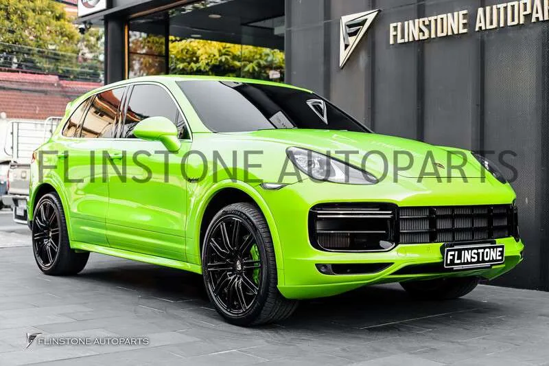 ชุดกันชนหน้า Porsche Cayenne 958 ปี 2011 ทรง Turbo 2020