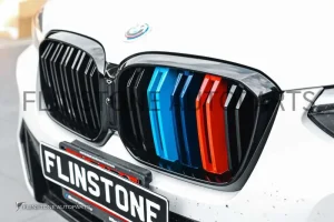 กระจังหน้า BMW X3 G01 LCI เส้นคู่ สีดำเงา พร้อมแถบสามสี