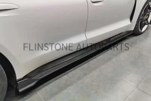 สเกิร์ตข้าง Carbon Fiber Porsche Taycan ทรง PAKTECUZ