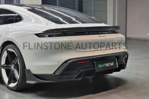 ดิฟฟิวเซอร์ Carbon Fiber Porsche Taycan ทรง PAKTECUZ